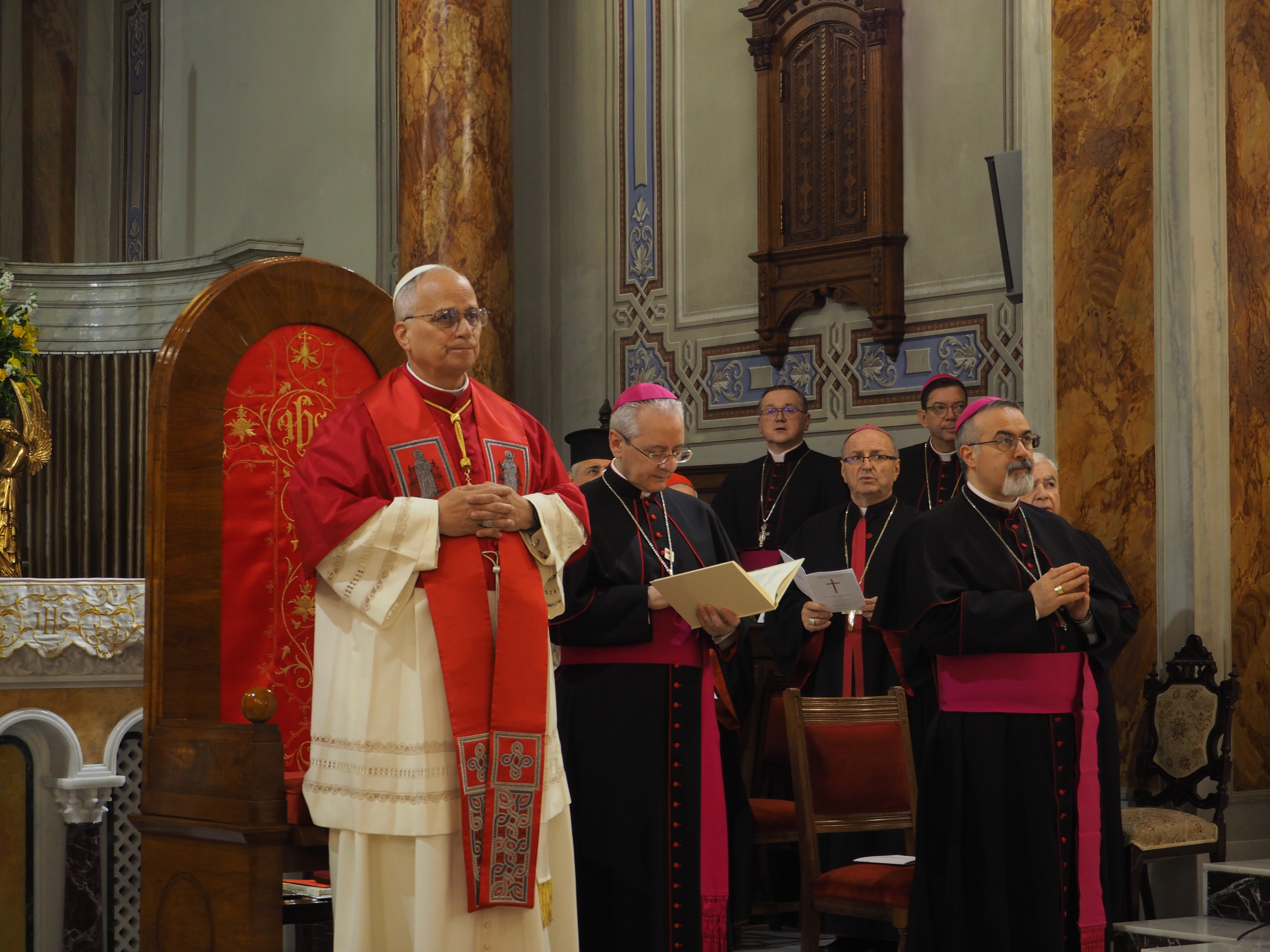 Papa ile Kutsal Ruh Katedrali’nde: Heyecan, gözyaşı, iman ve ilahi bir an